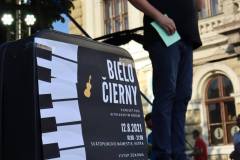 Bielo-čierny koncert 21 03