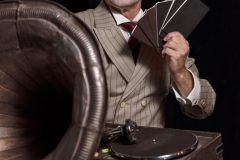 03-Gallovic-s-gramofonom